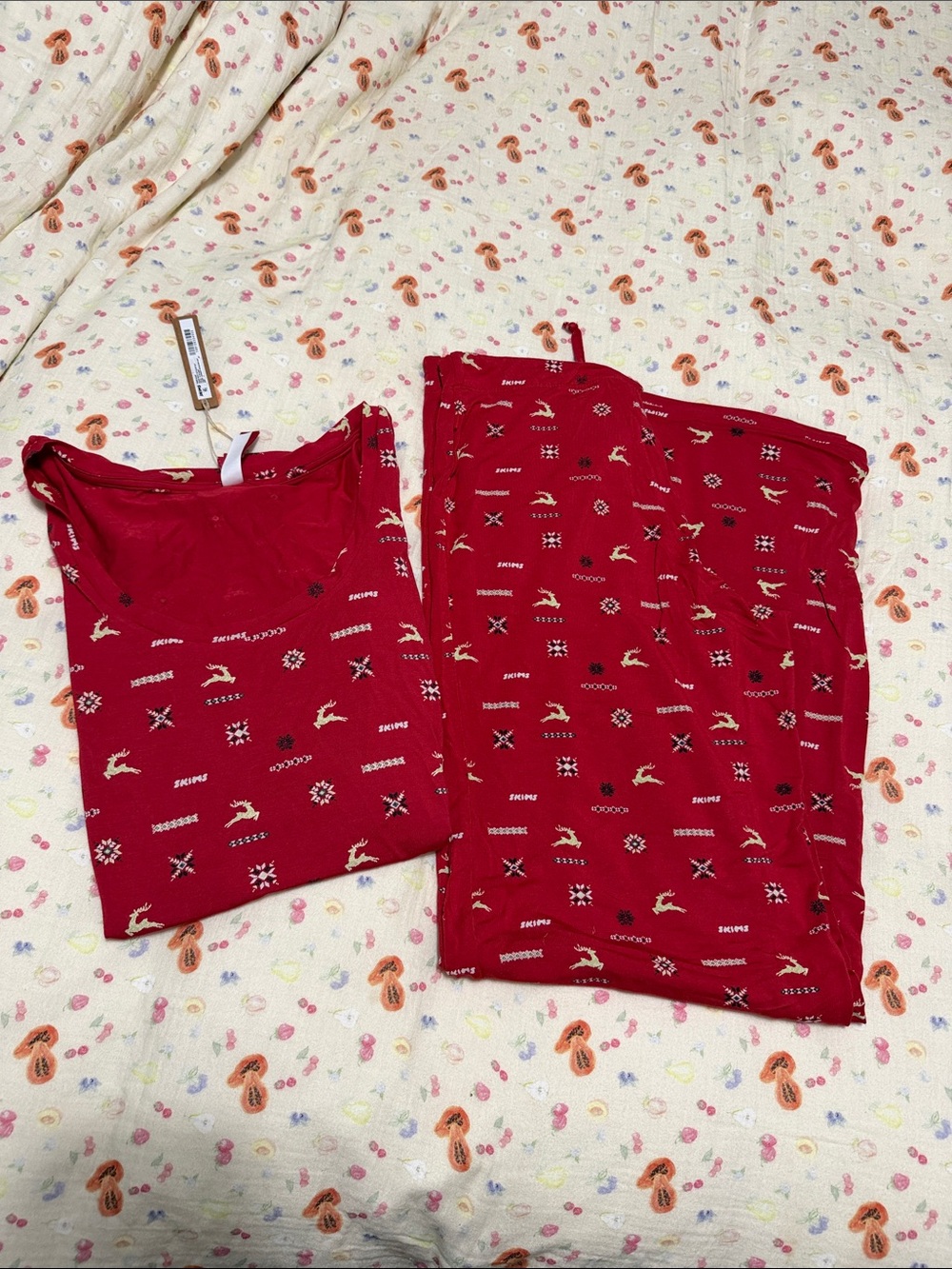 SKIMS SLEEP SET IN CRANBERRY VINTAGE DEER PRINT - SMALL- MED